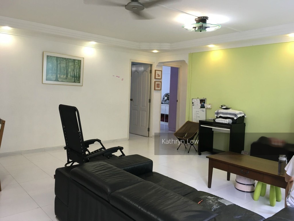 Yishun Avenue 11 thumbnail photo